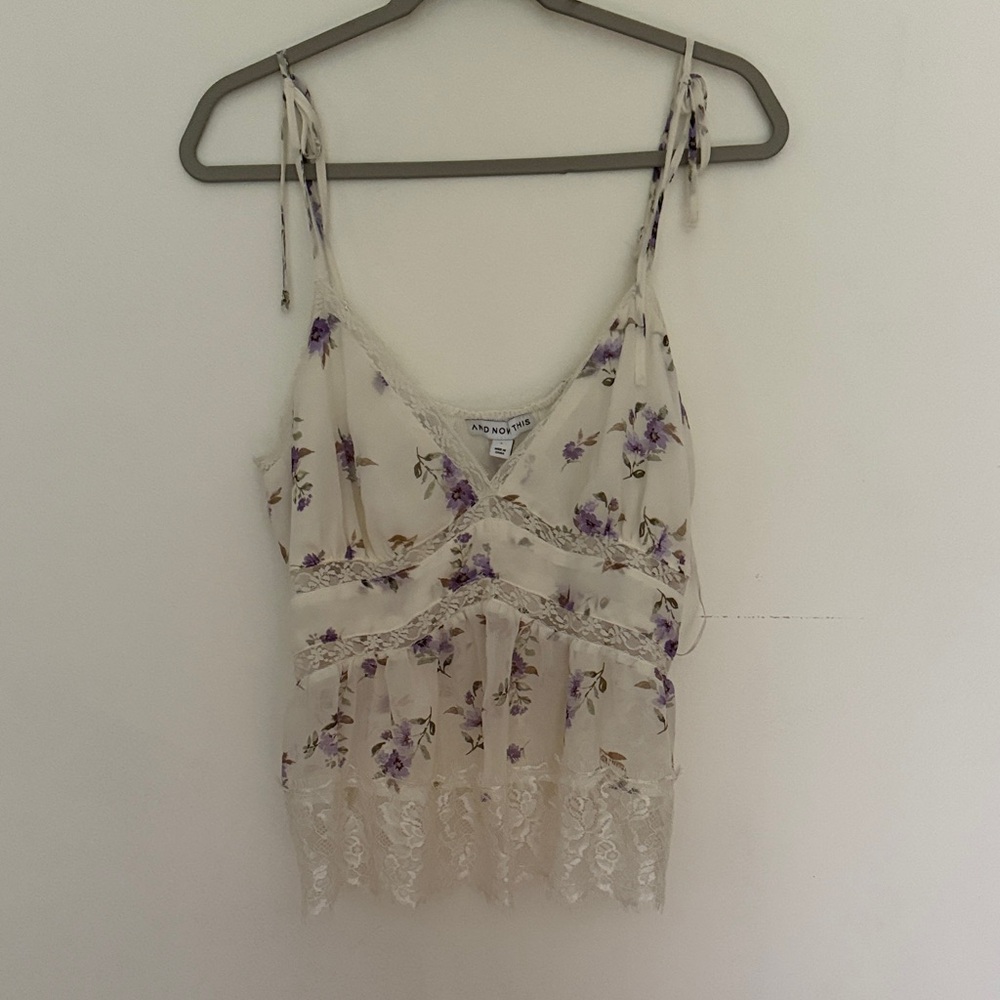 Floral Lace Trim Top